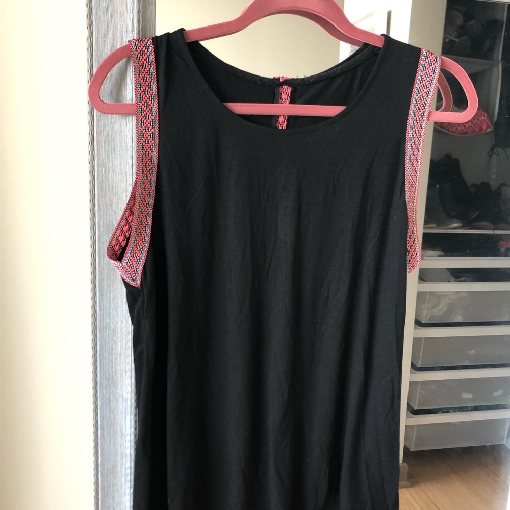 Black tank with pink black & white design